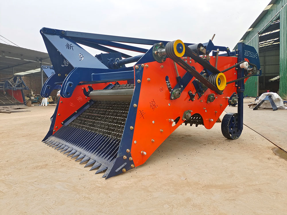 板蓝根种植户挖药不用在愁了   新乡k8凯发牌挖药机轻松解决